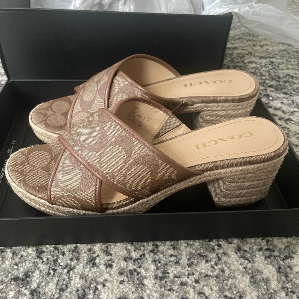 COACH Sloan Espadrille Khaki Saddle Brown Logo Size 9.5 B